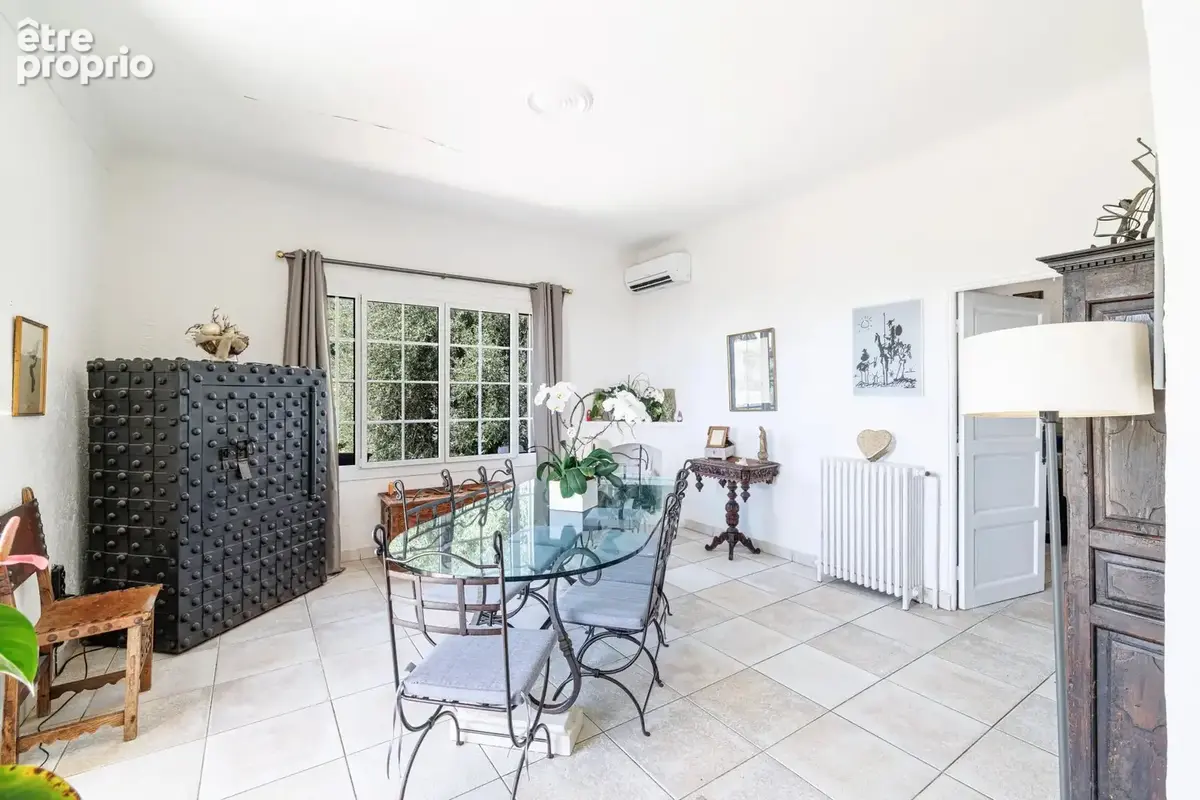 Vente Vence Maison Individuelle 213m2 - Terrain - Piscine - Vue Mer et Montagnes - photo 11