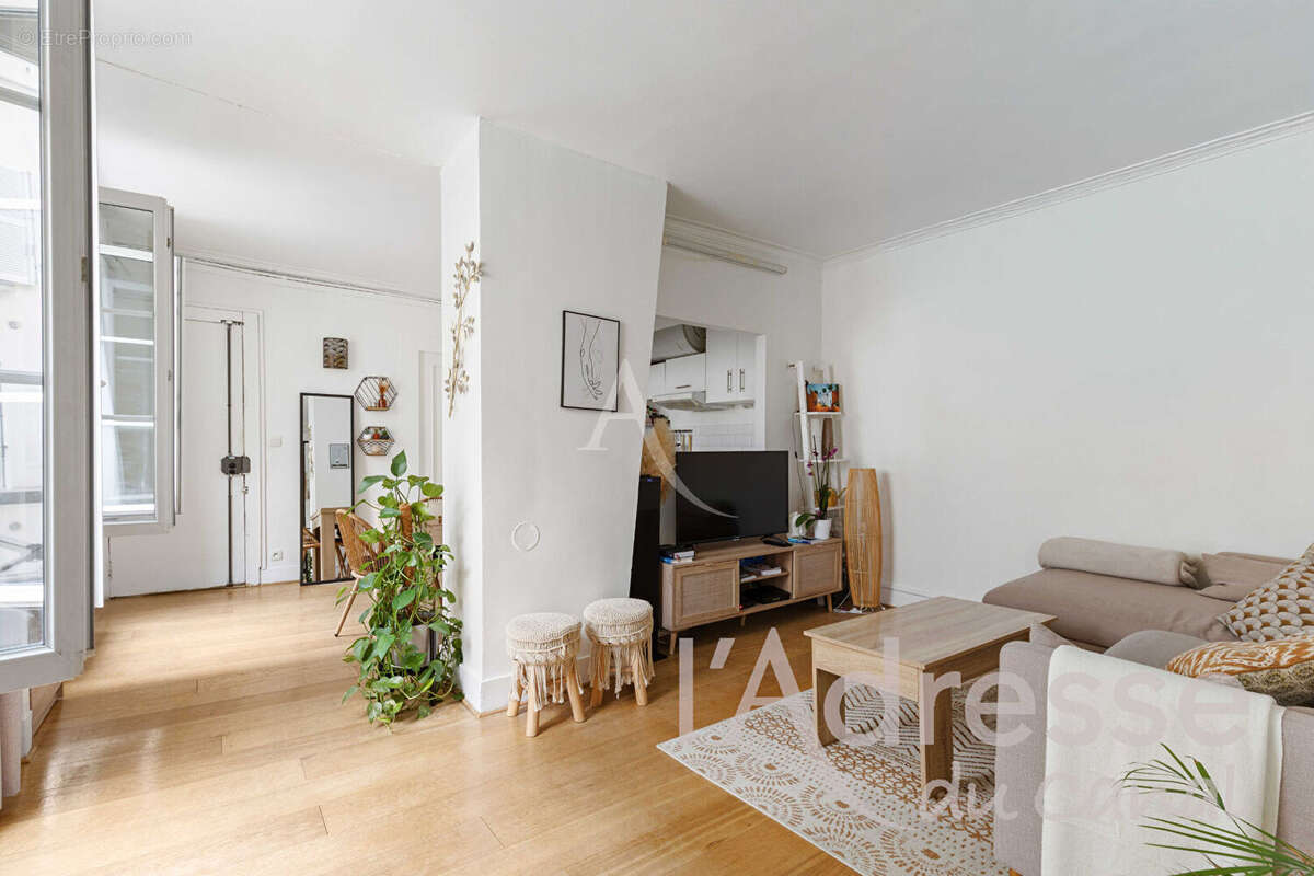 Appartement à PARIS-11E