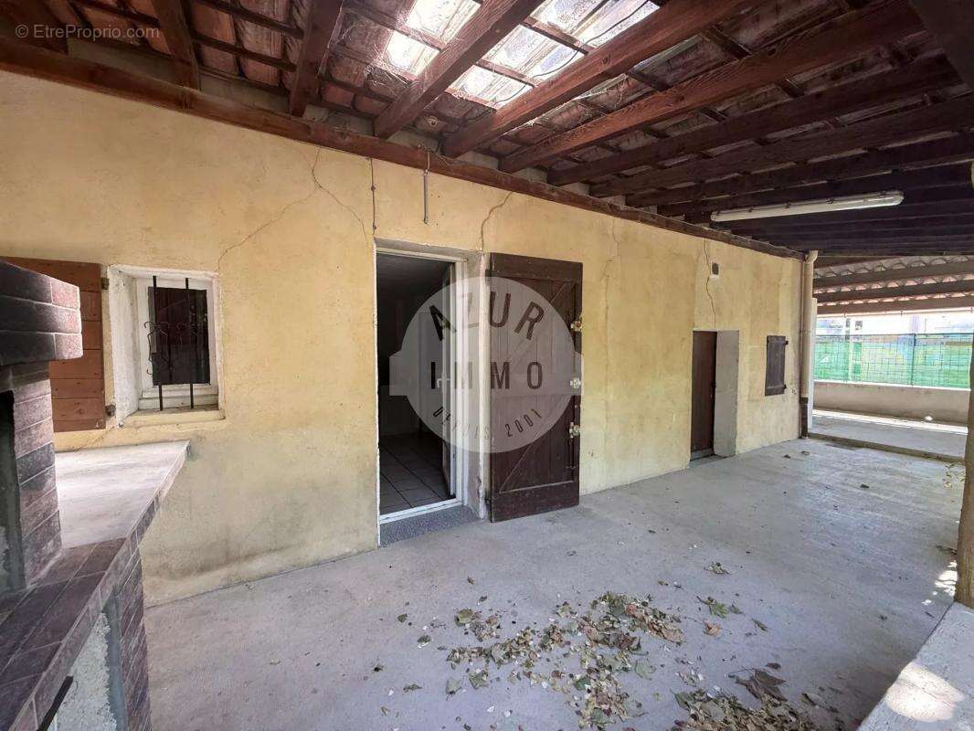 Maison T5 113 m² : T3 + T2 sur 800m2 de terrain - photo 12