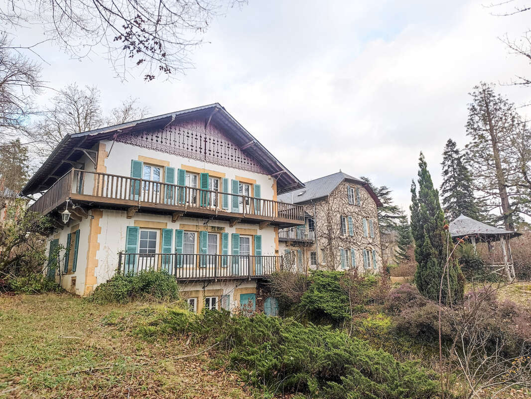 Maison à SAINT-HONORE-LES-BAINS