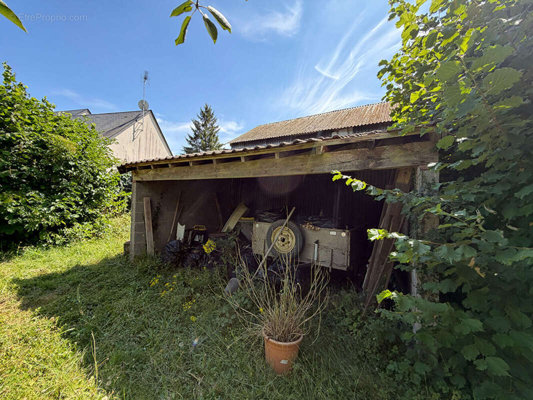 Maison à BROU