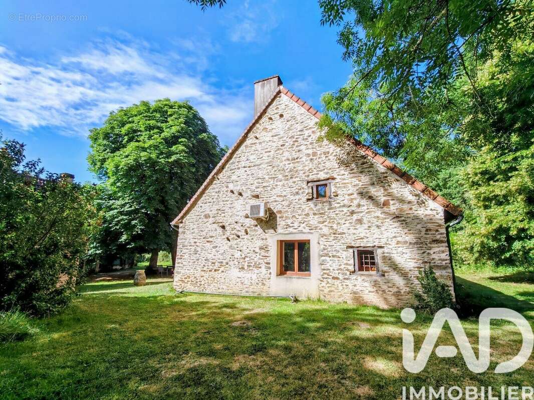 Maison 270 m² à Saint-Palais  - photo 3