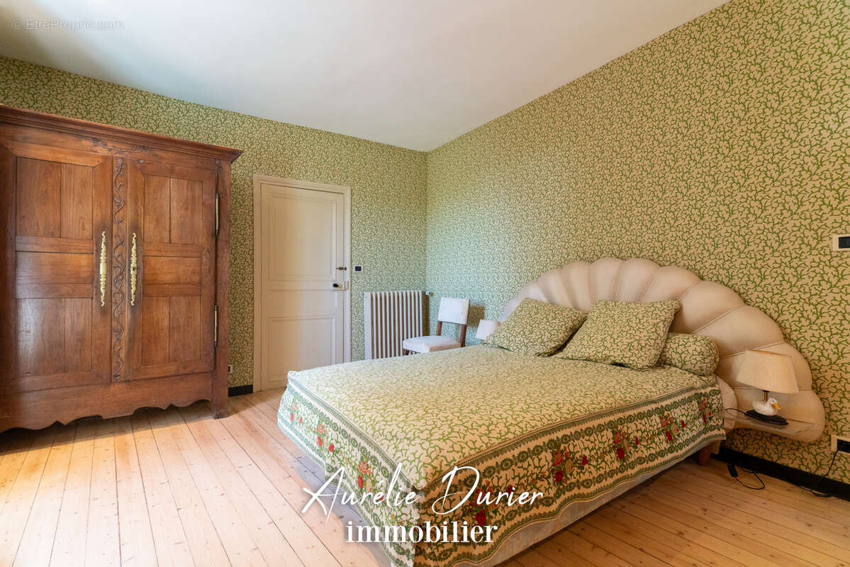 Maison à VERNOU-SUR-BRENNE