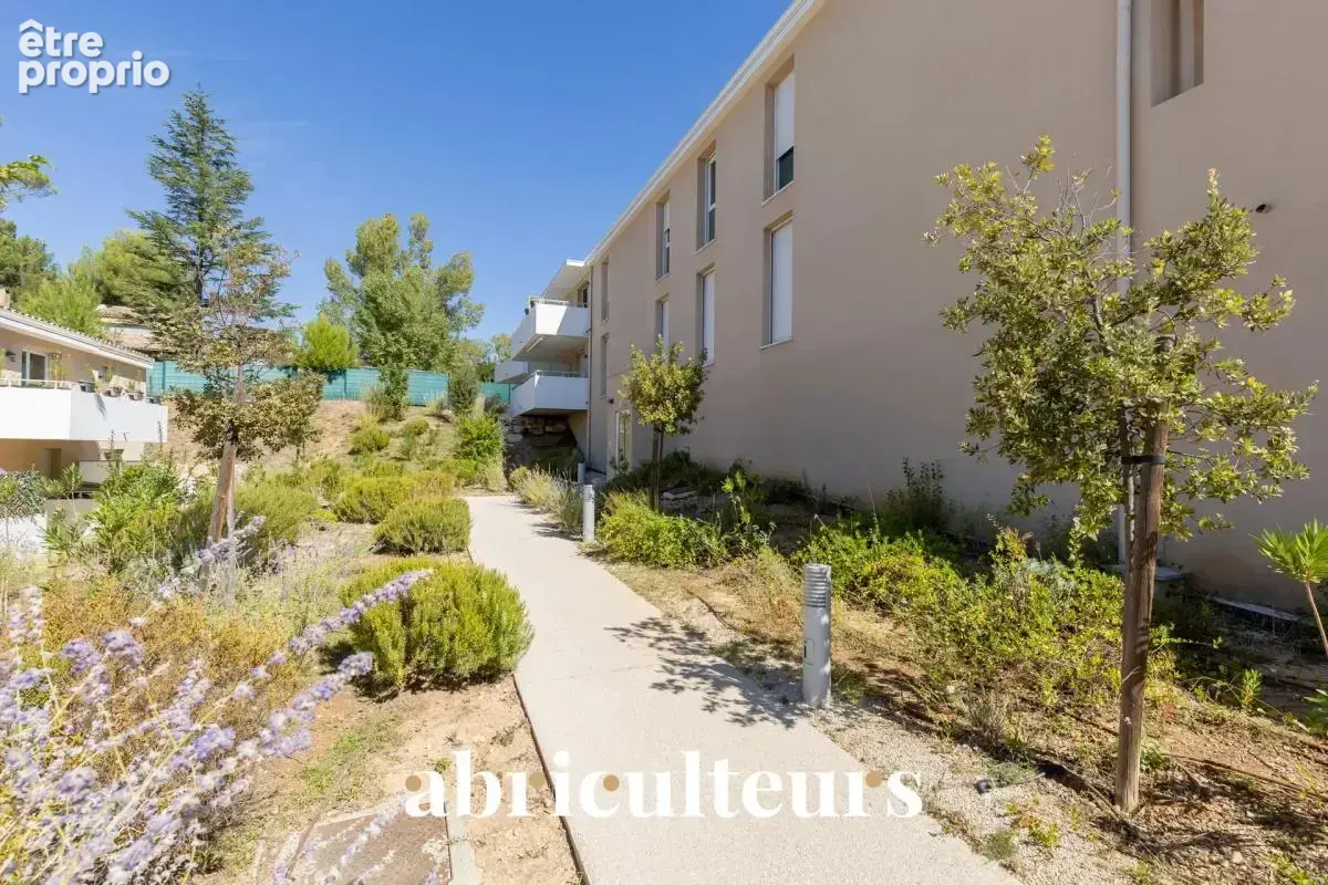 ROUSSET – T3 récent 63 m² avec terrasse, box et DPE A - photo 16
