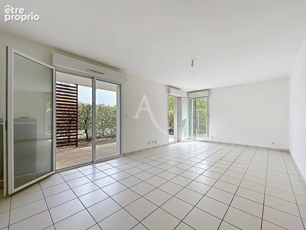 Appartement T3 en rez-de-jardin avec terrasse et parking privatif - SAINT-AVERTIN - photo 4