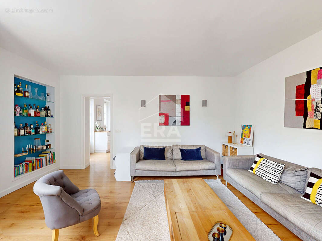 Appartement à PARIS-15E