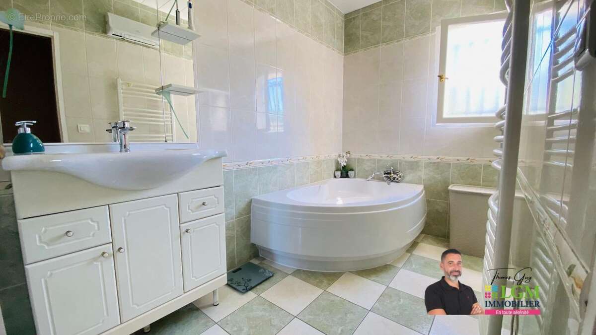 Maison à SAINT-FLORENT-SUR-AUZONNET