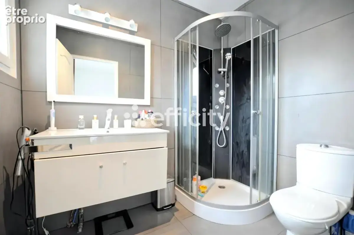Maison 6 pièces 123 m² à vendre à Mions (69780) - photo 13