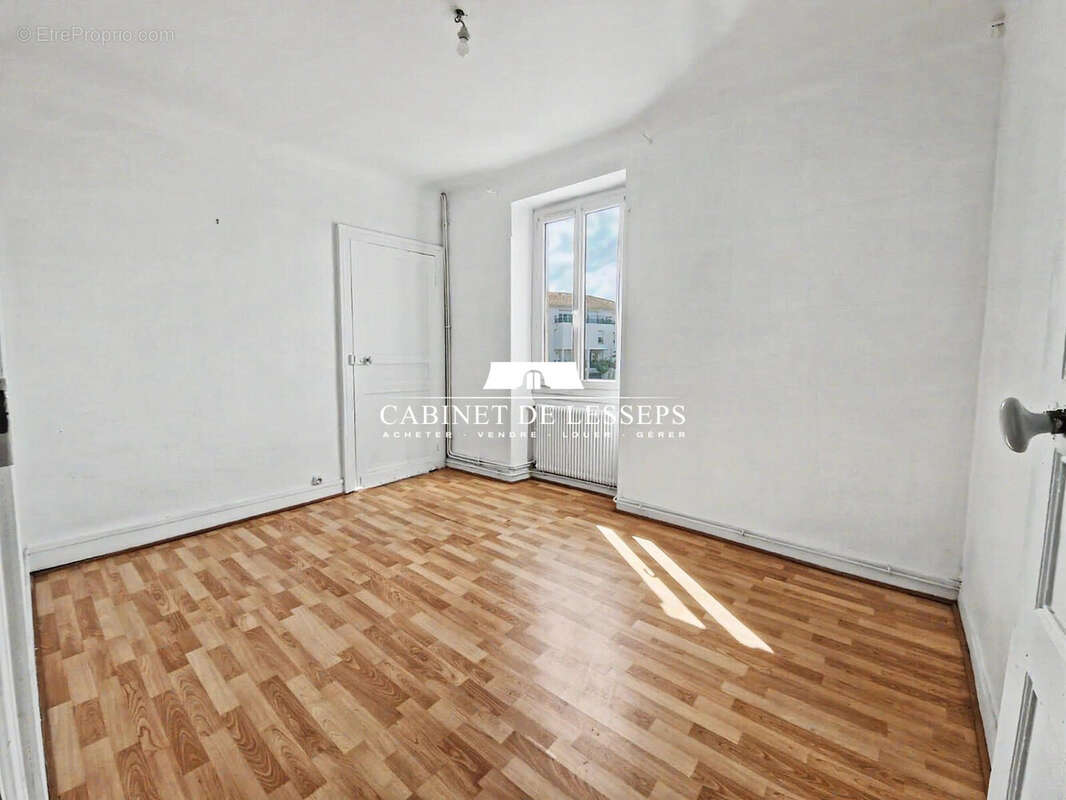 Appartement 121 m² à Saint-Vincent-De-Tyrosse  - photo 5