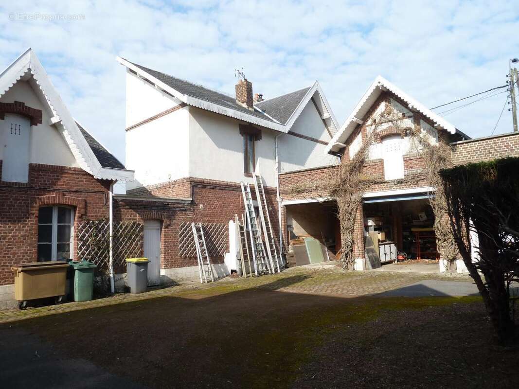 Maison 535 m² à Cambrai  - photo 8