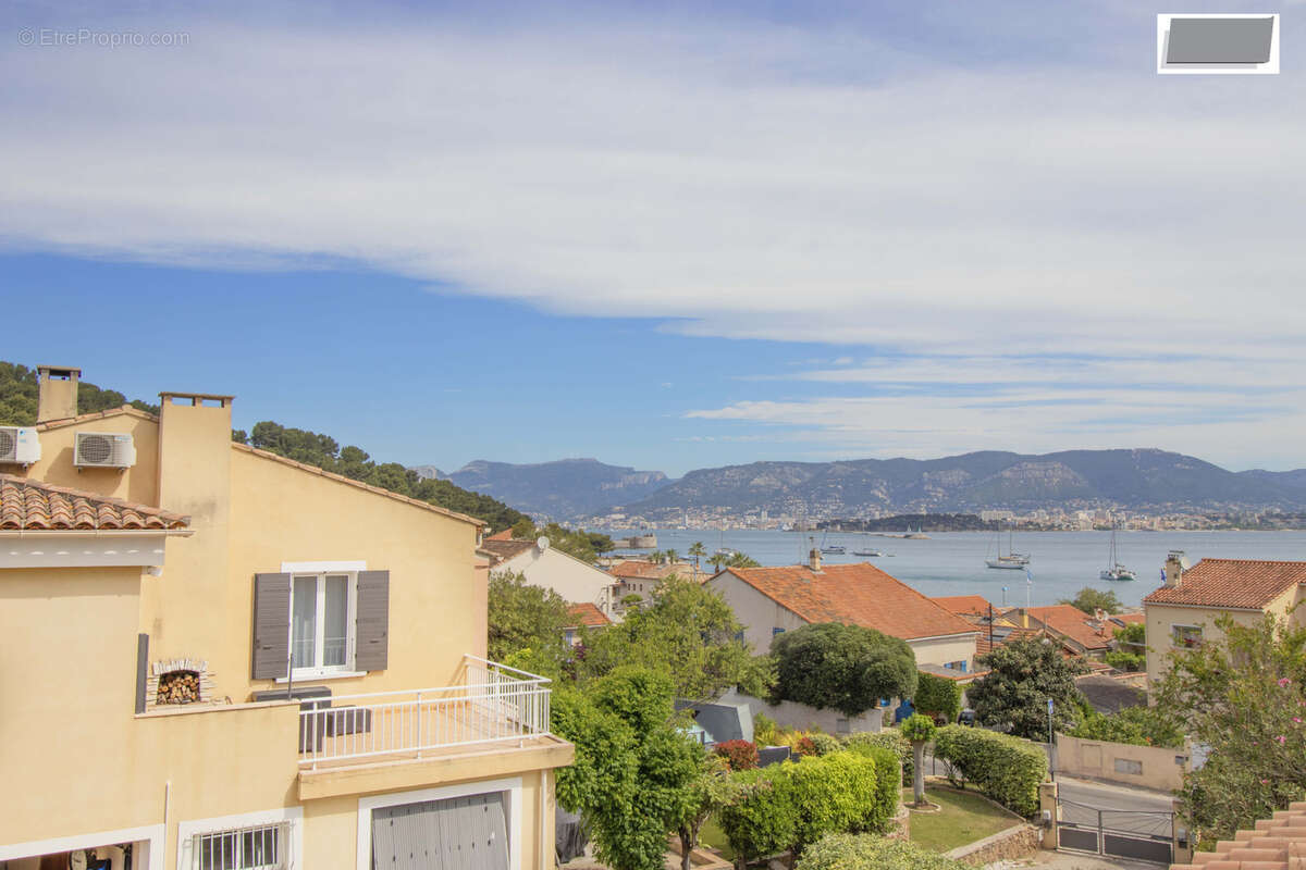 Maison à SAINT-MANDRIER-SUR-MER