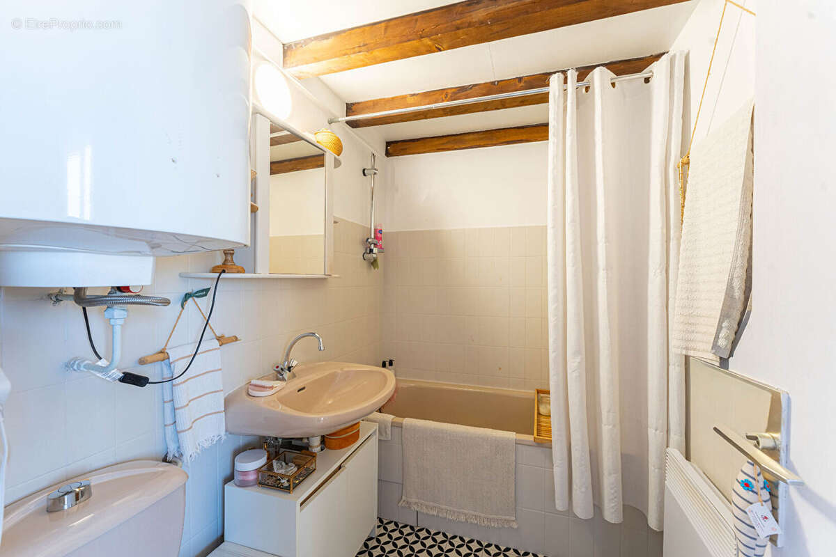 Appartement à SAUSSET-LES-PINS