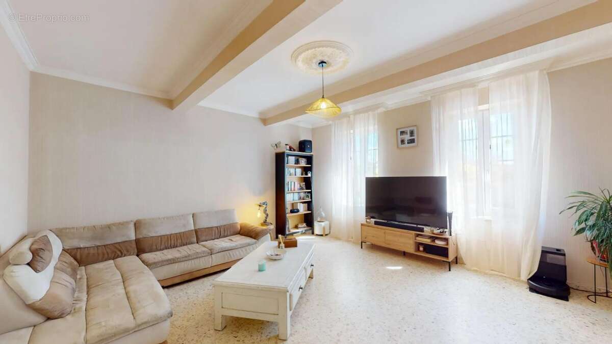 Maison à VERDUN-SUR-GARONNE