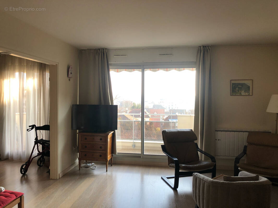Appartement à NOGENT-SUR-MARNE