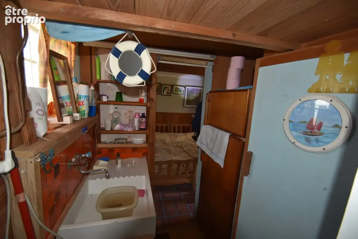 Ile d'Oléron, Maison à vendre 6 pièces SAINT PIERRE D'OLERON (17) 210 000€ - photo 12