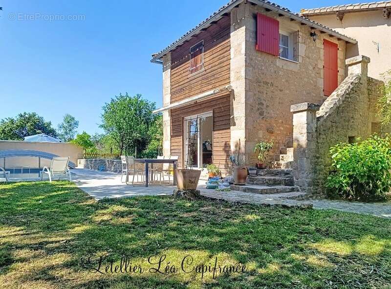 Maison à vendre 9 pièces SAINT CHRISTOPHE SUR ROC (79) - photo 2