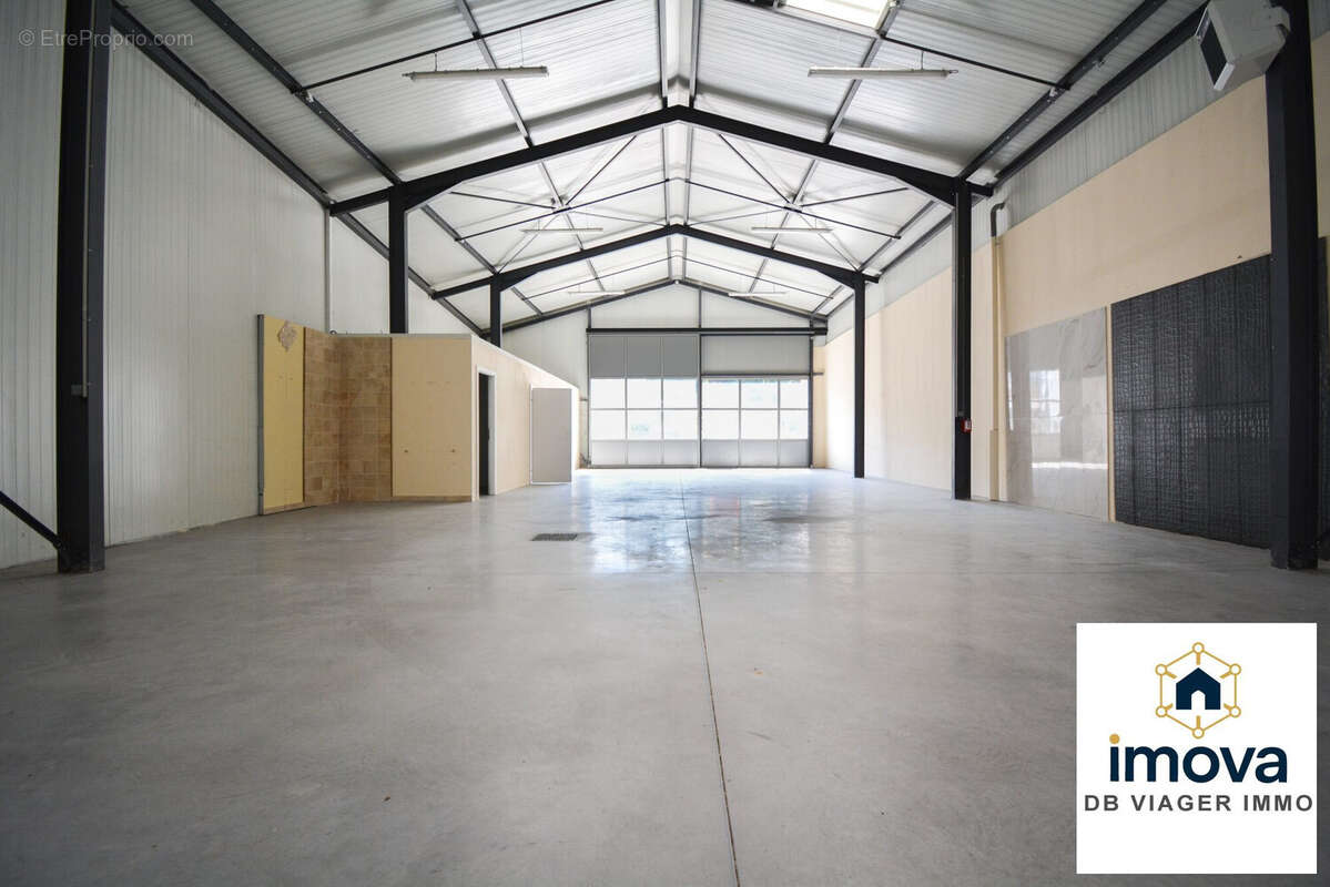 Commerce 203 m² à Abrest  - photo 3