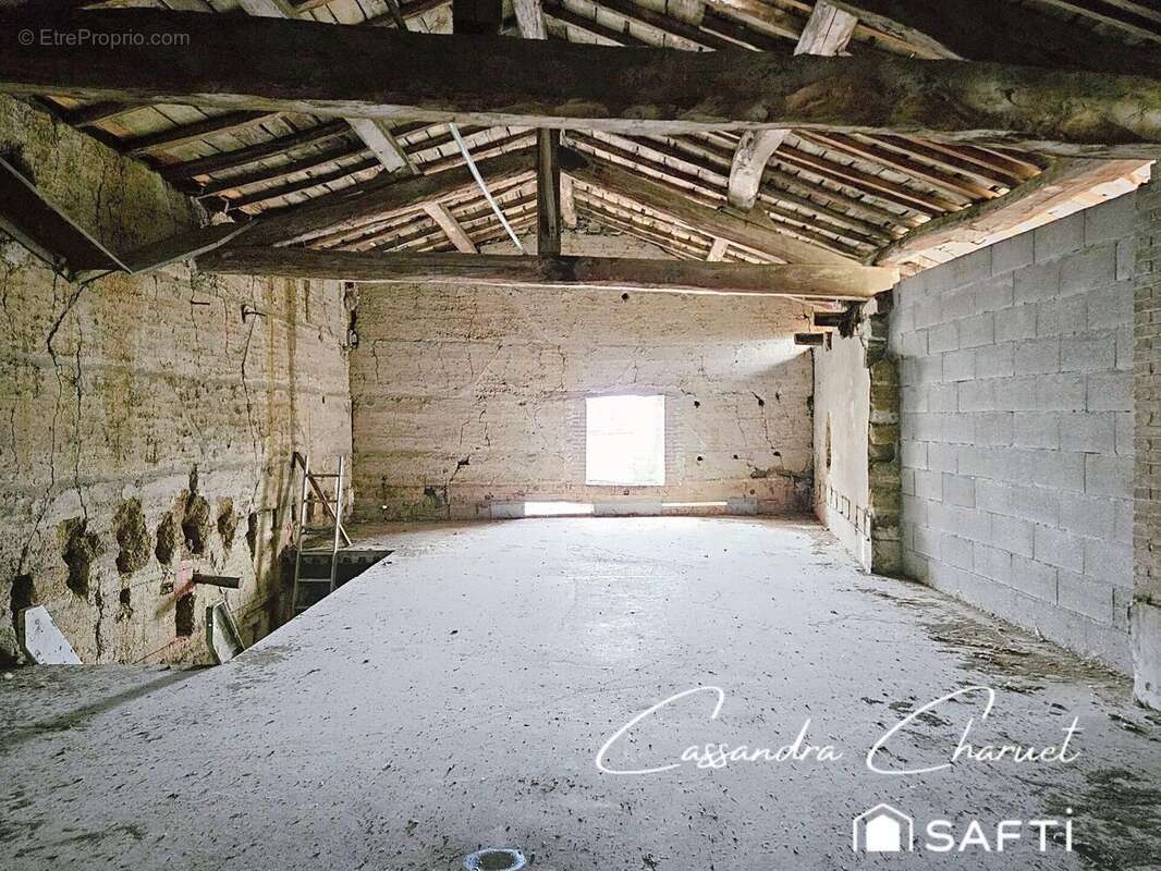 Photo 2 - Maison à EYZIN-PINET