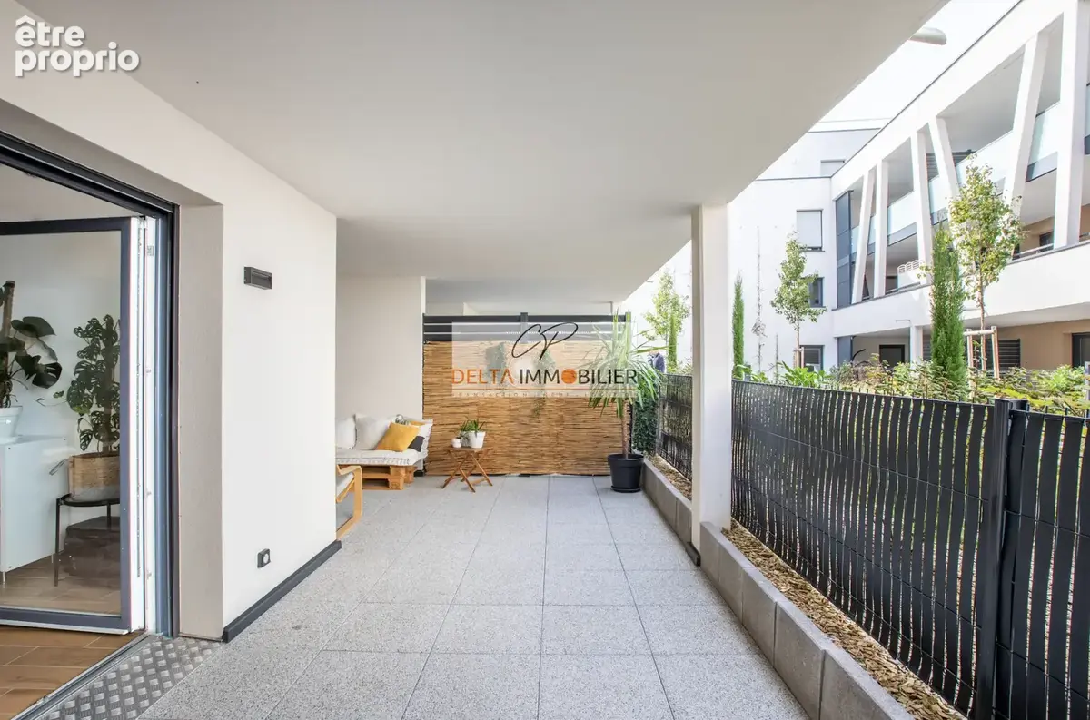 Appartement  T2 avec grande terrasse SAINT LOUIS - photo 1