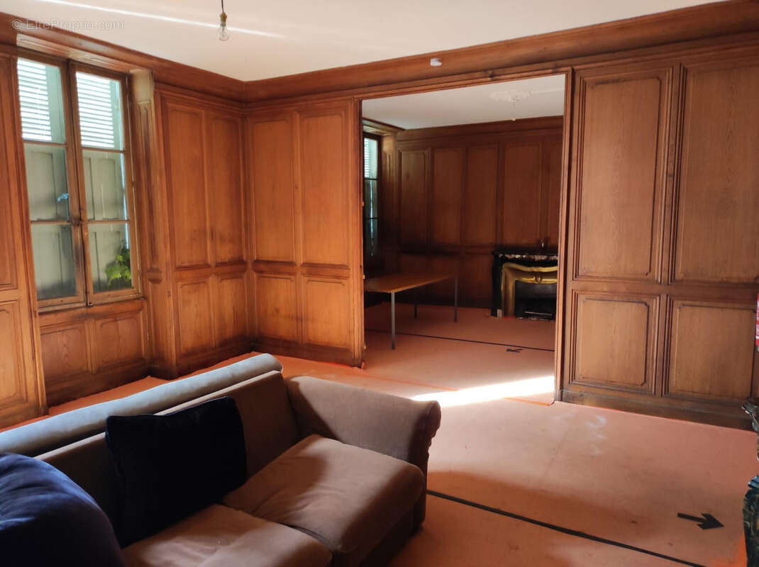 Maison à SIMANDRE-SUR-SURAN