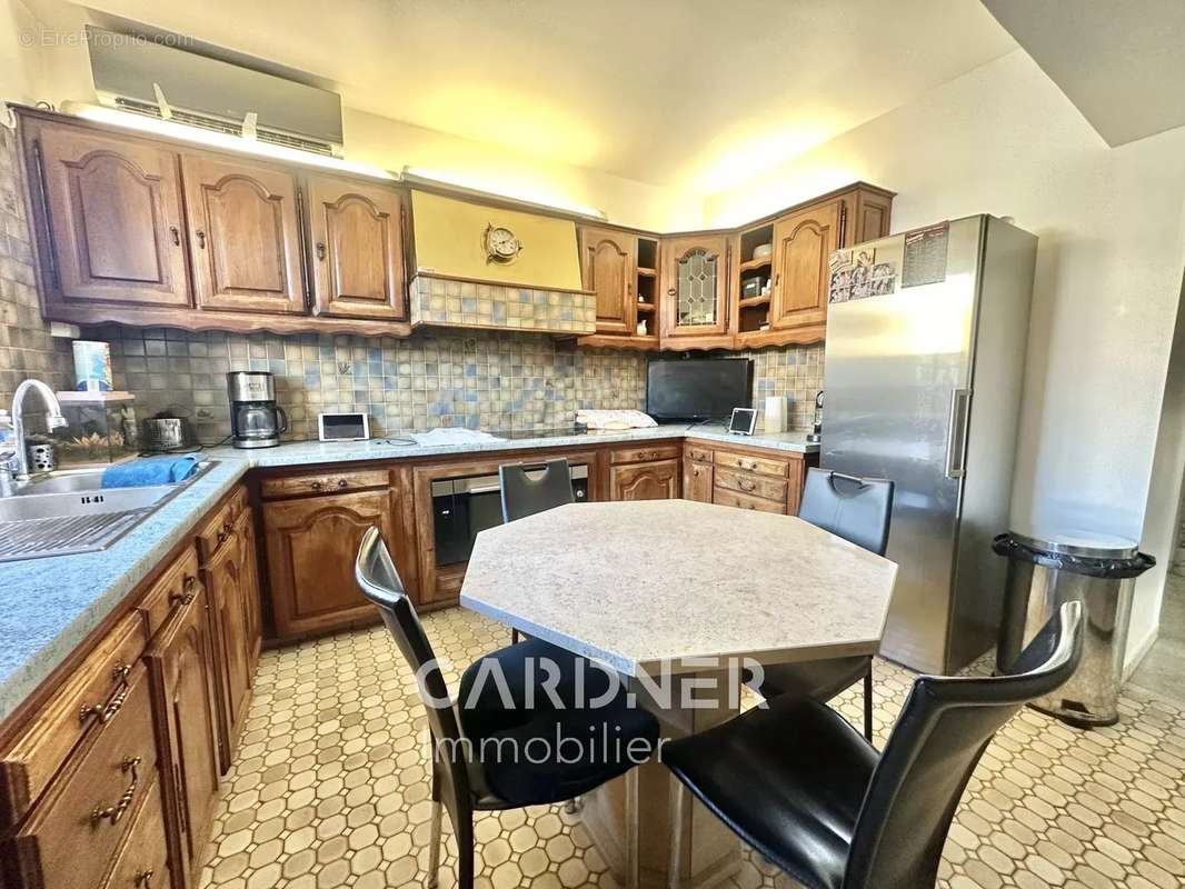 Maison à MARSEILLE-10E