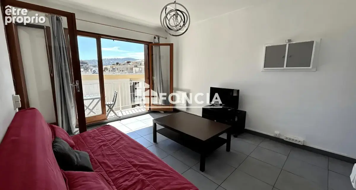 Appartement à BORMES-LES-MIMOSAS