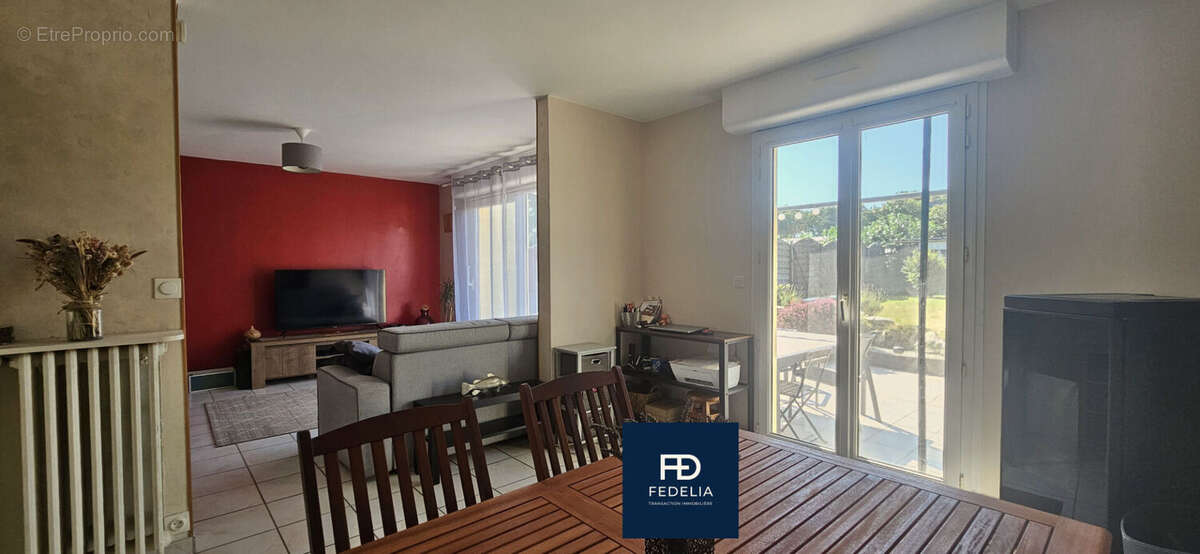 Maison à GRAND-CHAMP