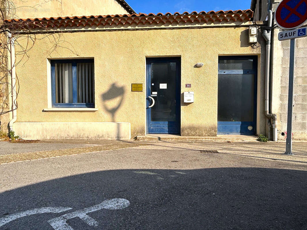 Commerce à SAINT-BARTHELEMY-DE-VALS