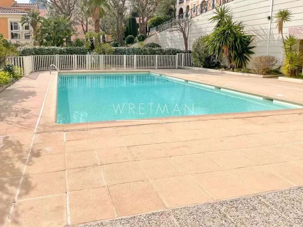 Appartement à BEAUSOLEIL