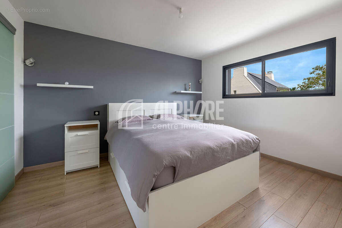 Maison récente Saint-Marc-sur-Mer - 7 pièces - photo 11
