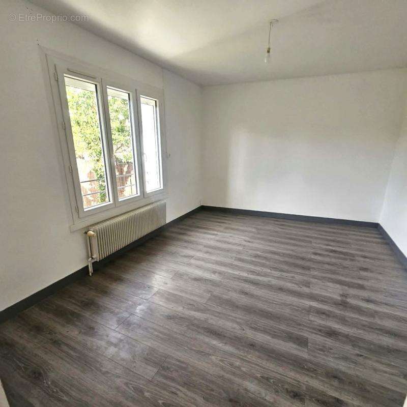 Maison à BOSMIE-L'AIGUILLE