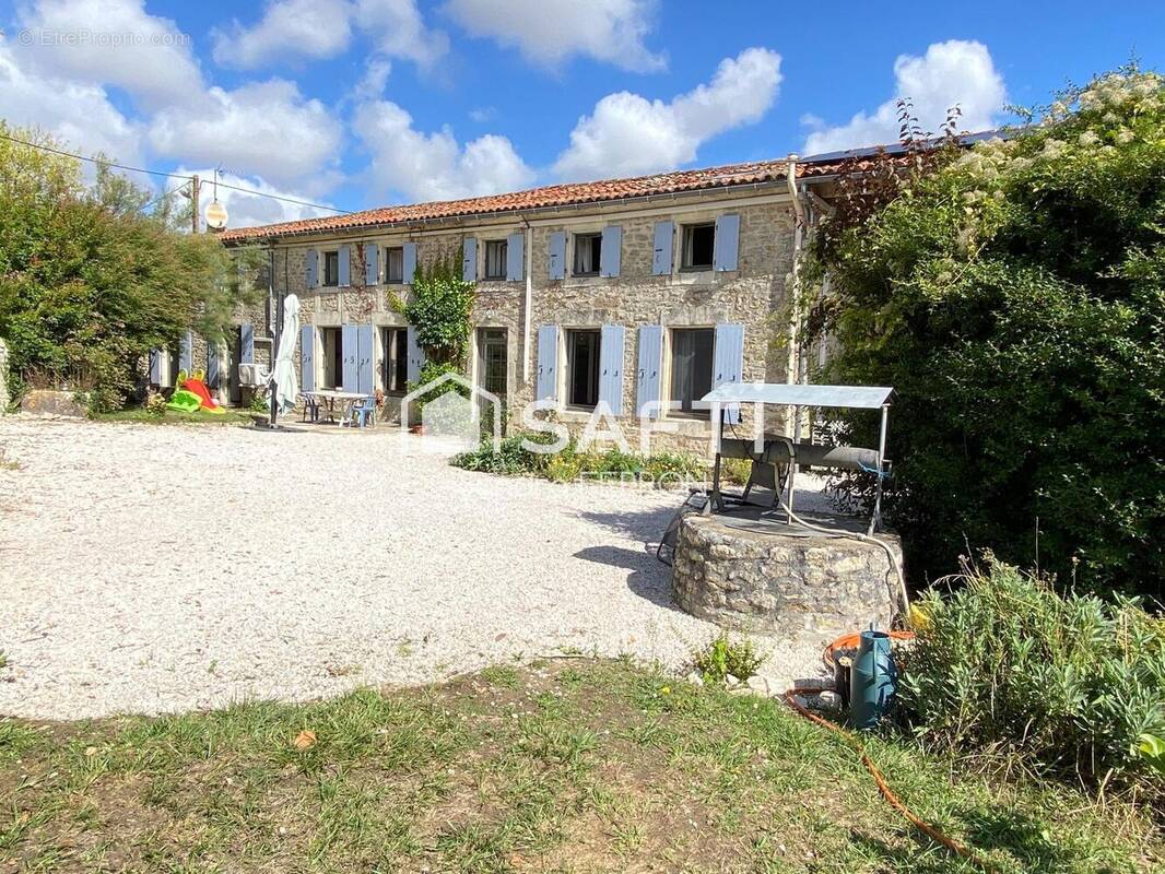 Photo 1 - Maison à COURANT