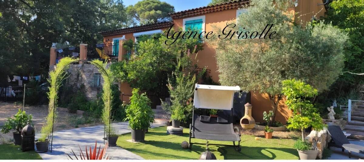 Maison à BESSE-SUR-ISSOLE