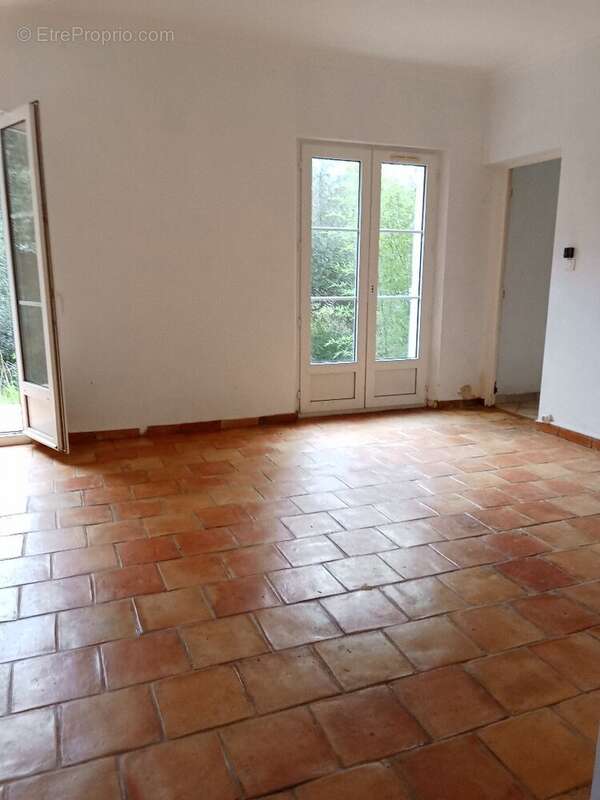 Maison à DURFORT-ET-SAINT-MARTIN-DE-SOSSENAC