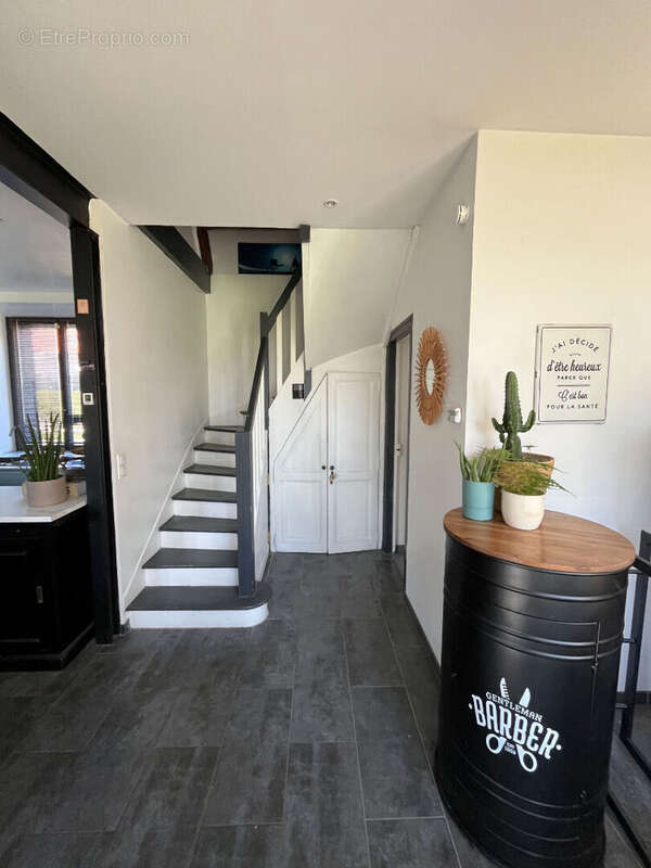 Maison à VIEILLE-EGLISE-EN-YVELINES