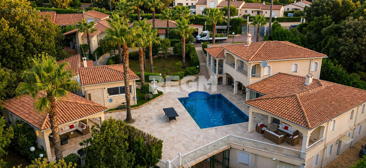 Maison à FREJUS
