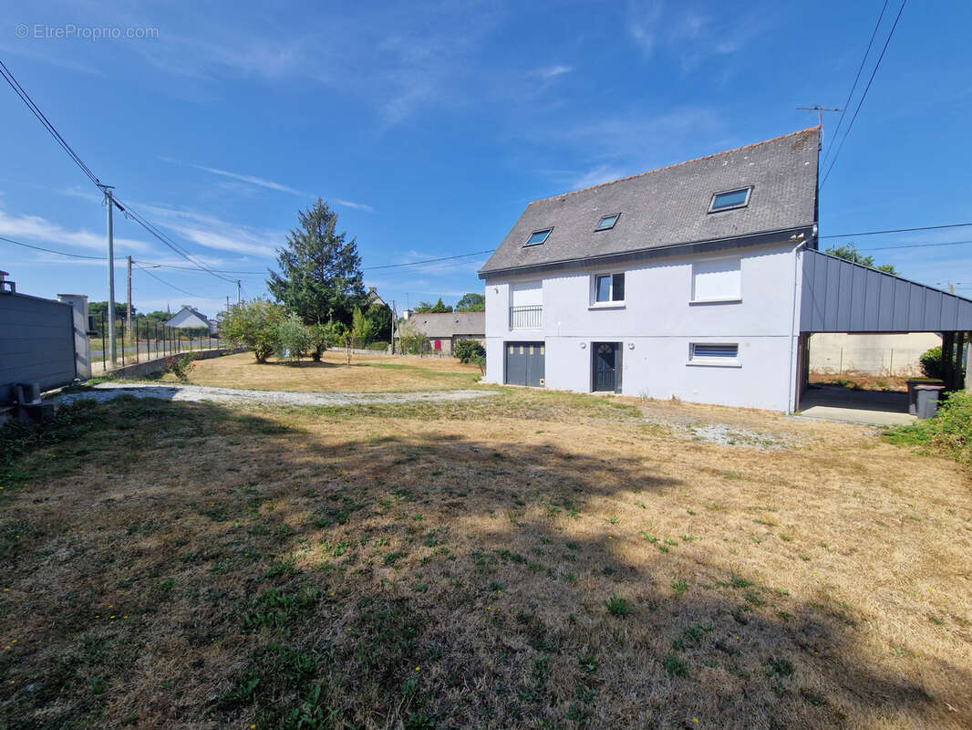 Maison à CAUREL