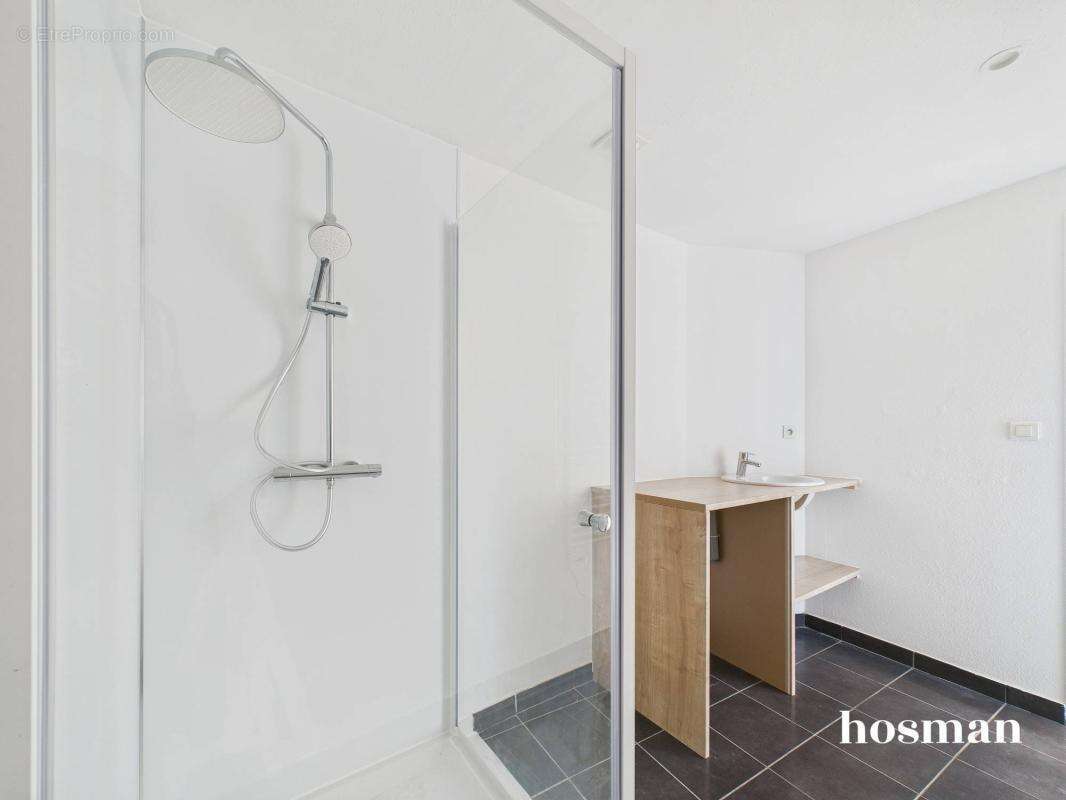 Appartement 3 pièces de 52 m² entièrement rénové avec cave - Route de Rennes, Nantes - photo 16