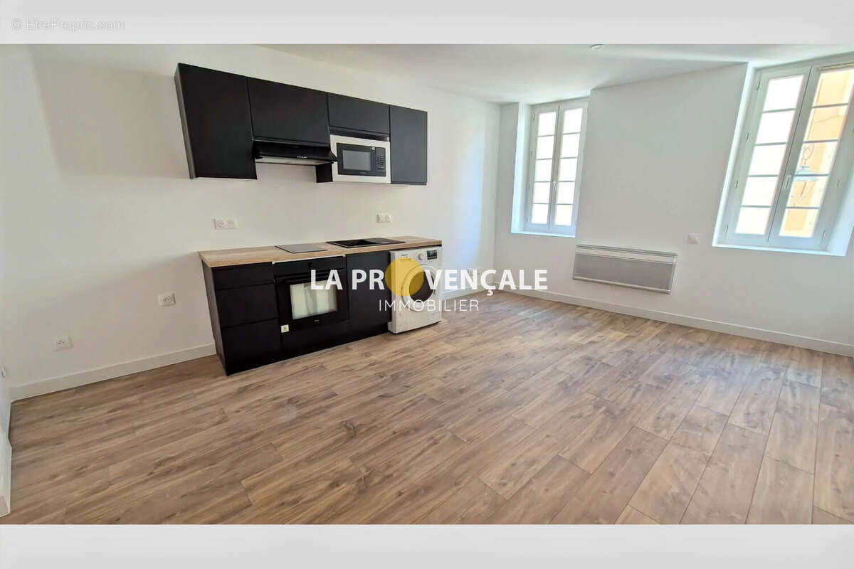 Appartement à TRETS