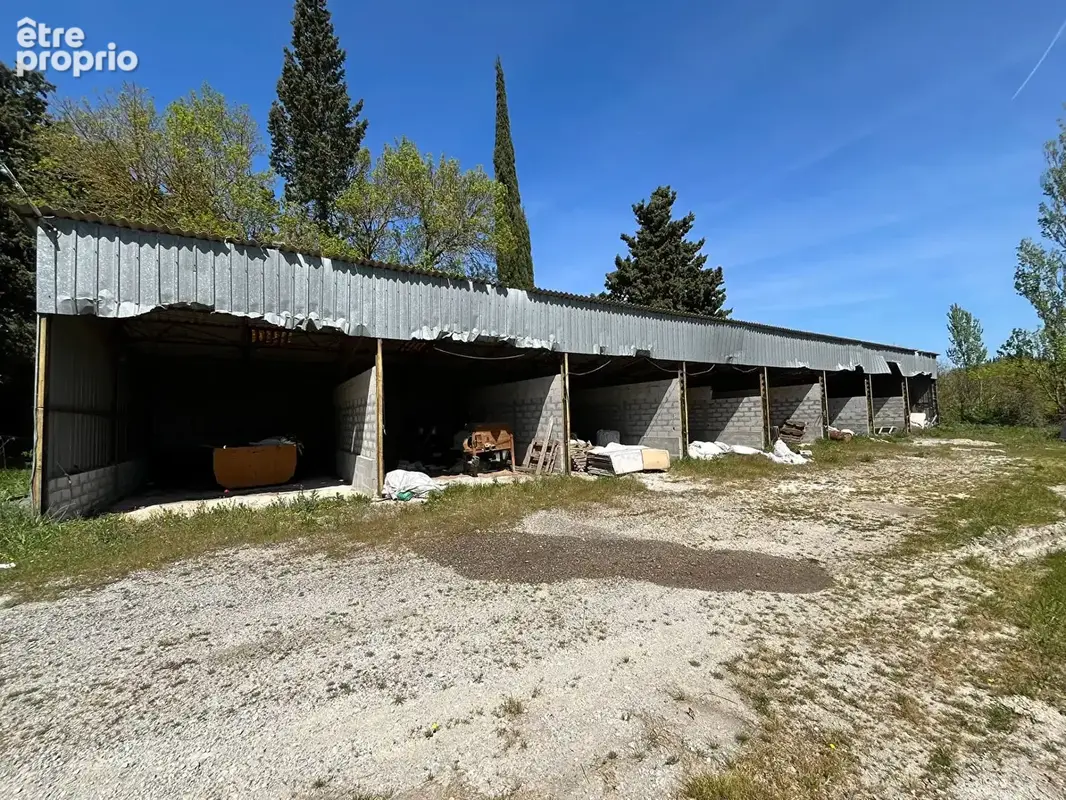 À 10 min de Carcassonne, ancien domaine avec 8 boxes, 7 maisons et dépendances sur 7593 m² - photo 5