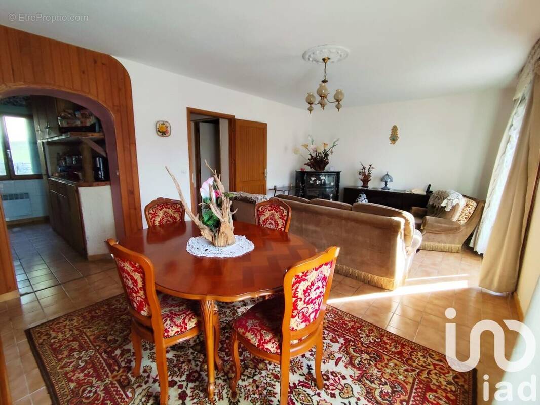 Photo 1 - Maison à DONNEMARIE-DONTILLY