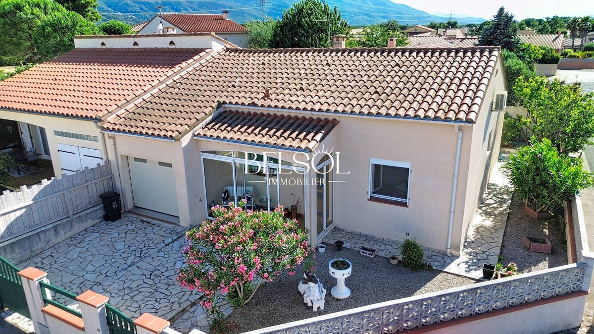 Maison 92 m² à Saint-Andre  - photo 1