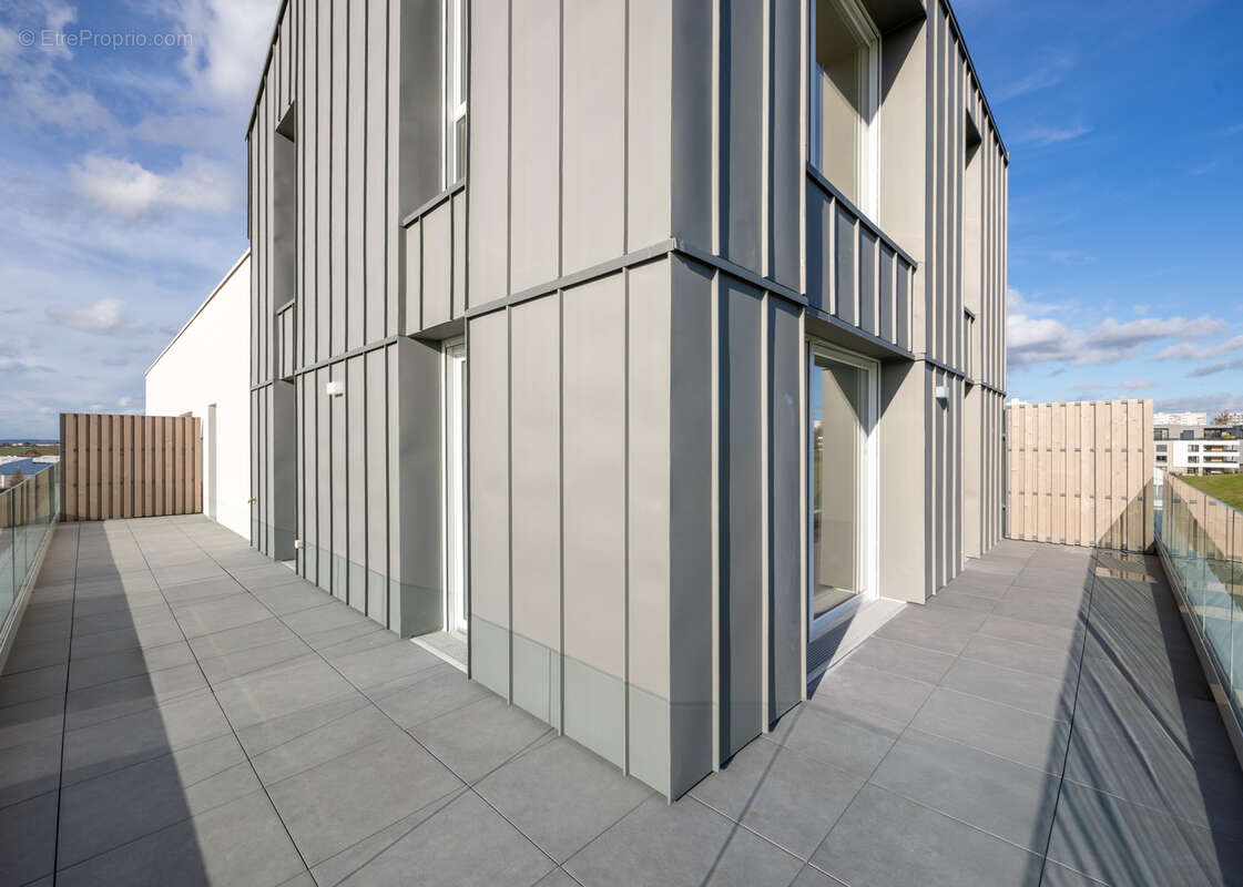 Appartement à BEZANNES