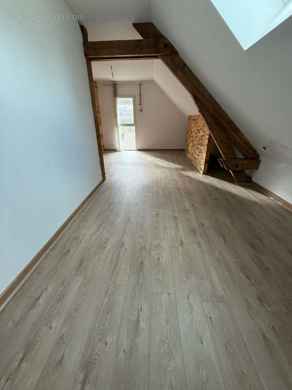 Appartement à BELLERIVE-SUR-ALLIER