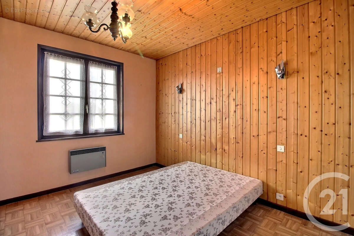 Maison à PERRIGNIER