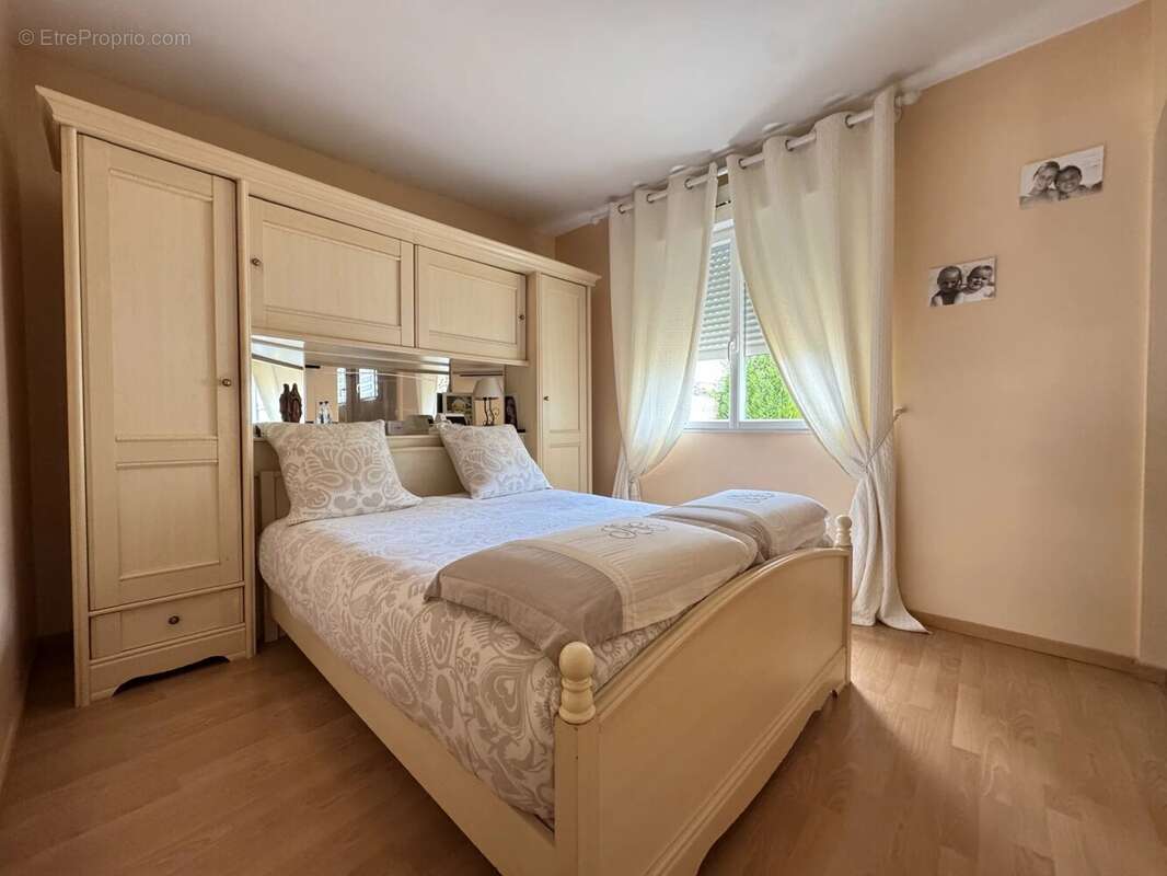 Maison à LE PLESSIS-TREVISE