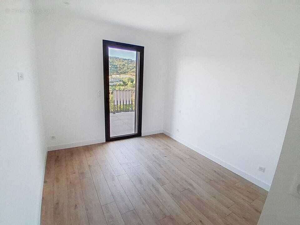 Appartement 64 m² à Pietrosella  - photo 17
