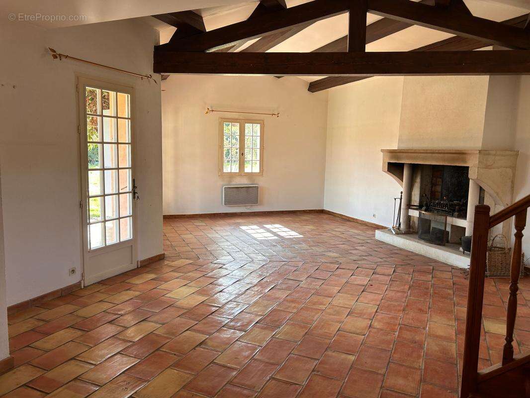 Maison à VAISON-LA-ROMAINE