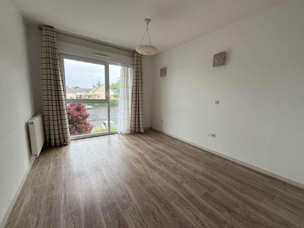 Appartement à SAINT-CYR-EN-VAL