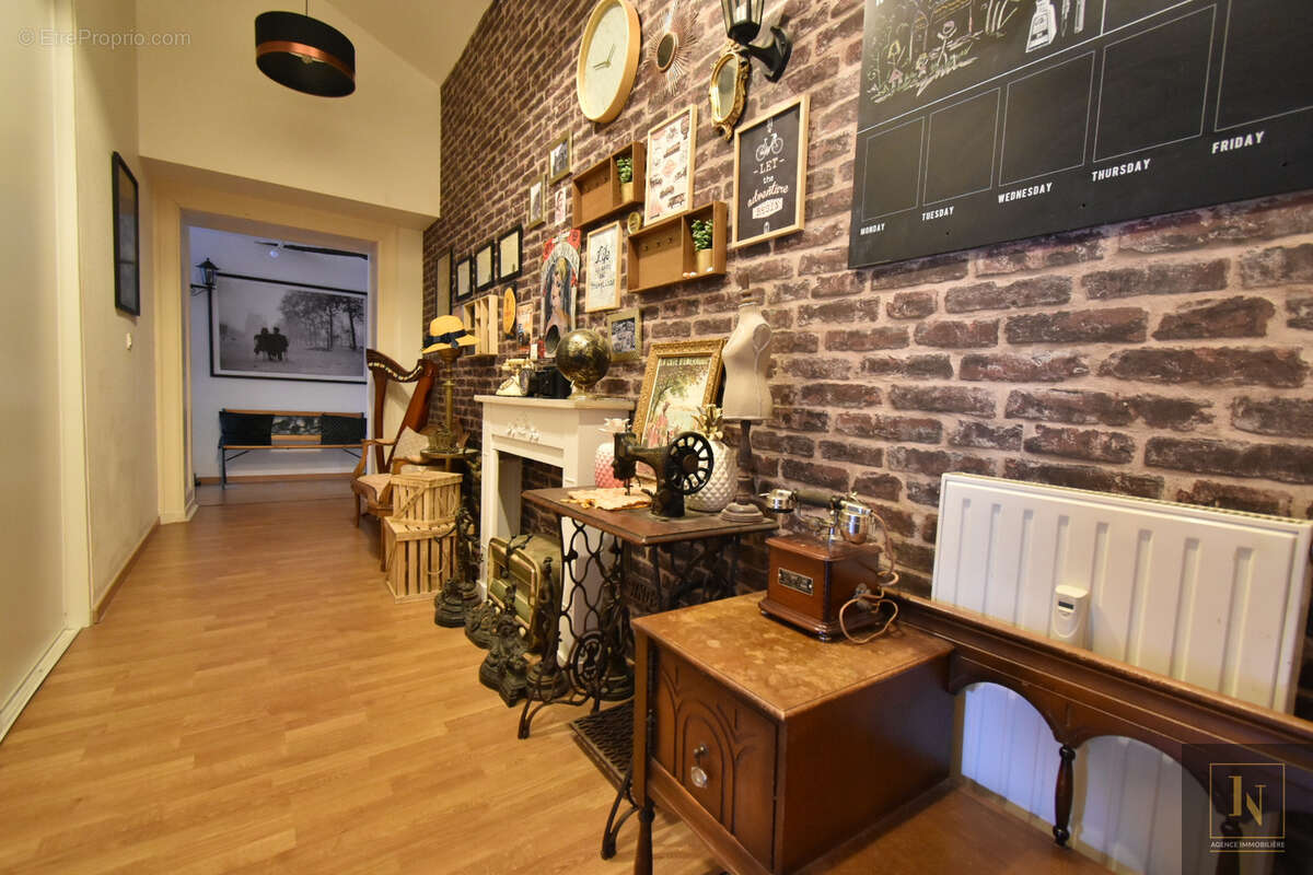 Appartement à LA VARENNE